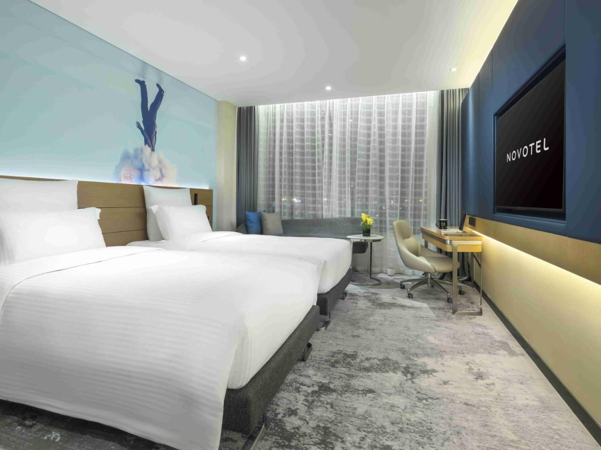 Novotel Guangzhou Baiyun Airport - Canton Fair Free Shuttle Bus & Official Registration Agency Exterior foto
