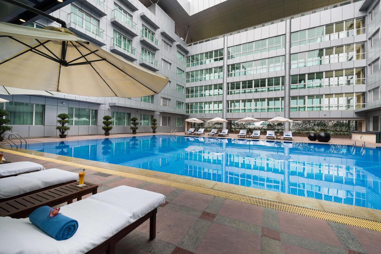 Novotel Guangzhou Baiyun Airport - Canton Fair Free Shuttle Bus & Official Registration Agency Exterior foto